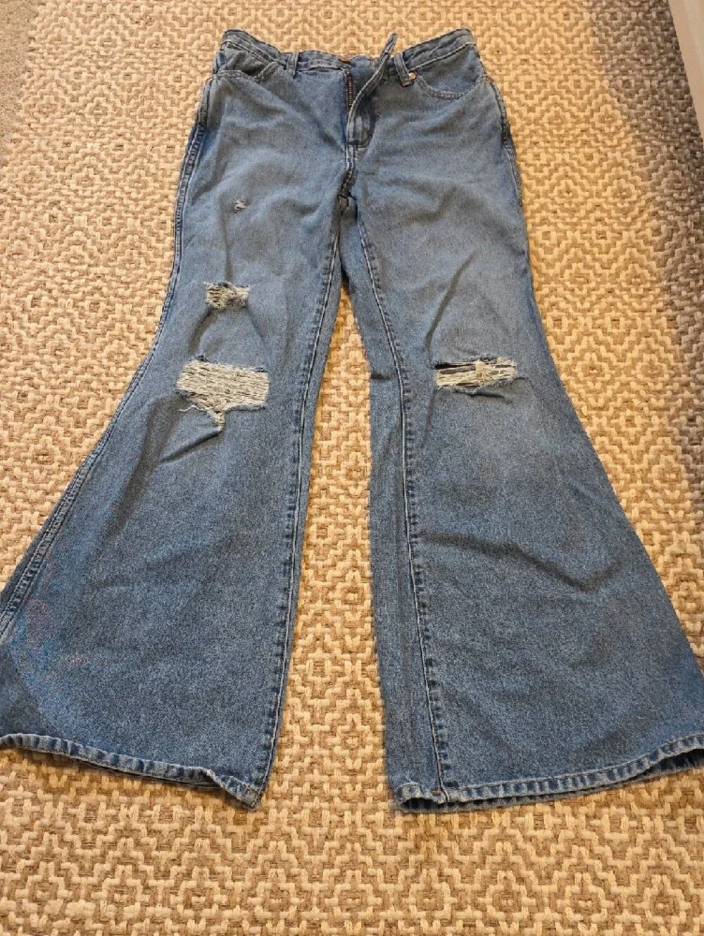 Wrangler Light Blue High-Waist Flare Jeans - Picture 3 of 9